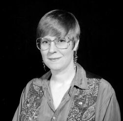 (Photo of Lois McMaster Bujold)