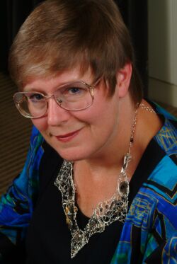 (Photo of Lois McMaster Bujold)